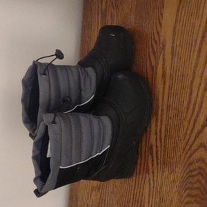 Itasca Boys Snow Boots, Size 1